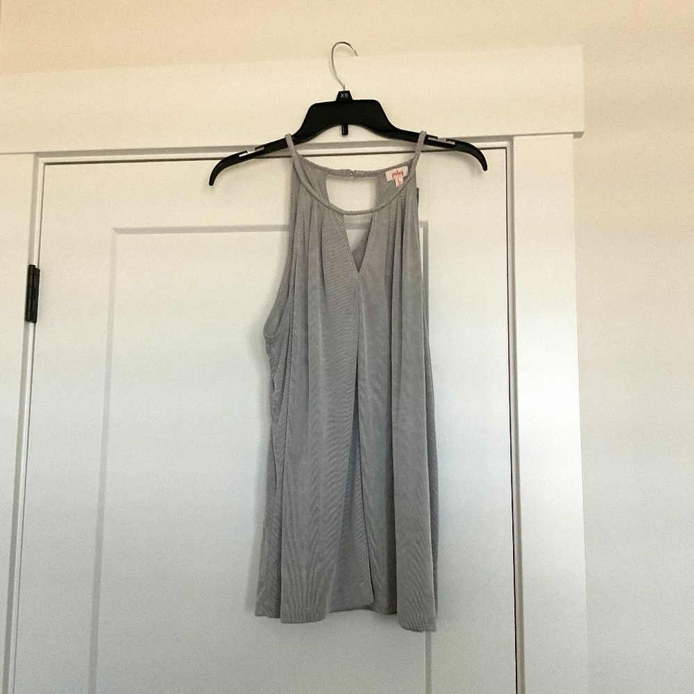 Women’s classey tank top